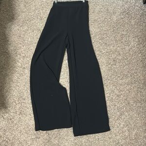 Black, flowy pants/Elastic waist band
